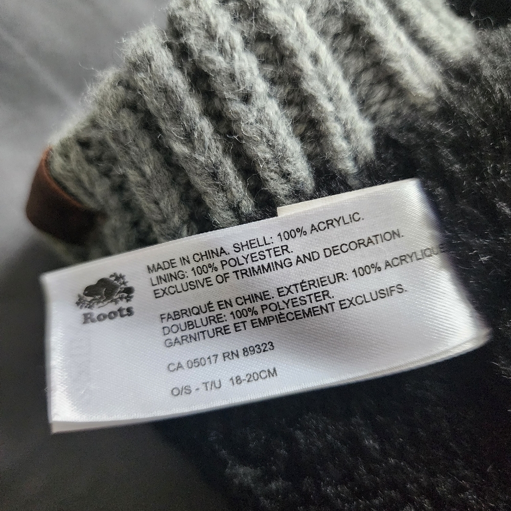 💙 NWOT Fur Lined Sock Slippers - Picture 3 of 7